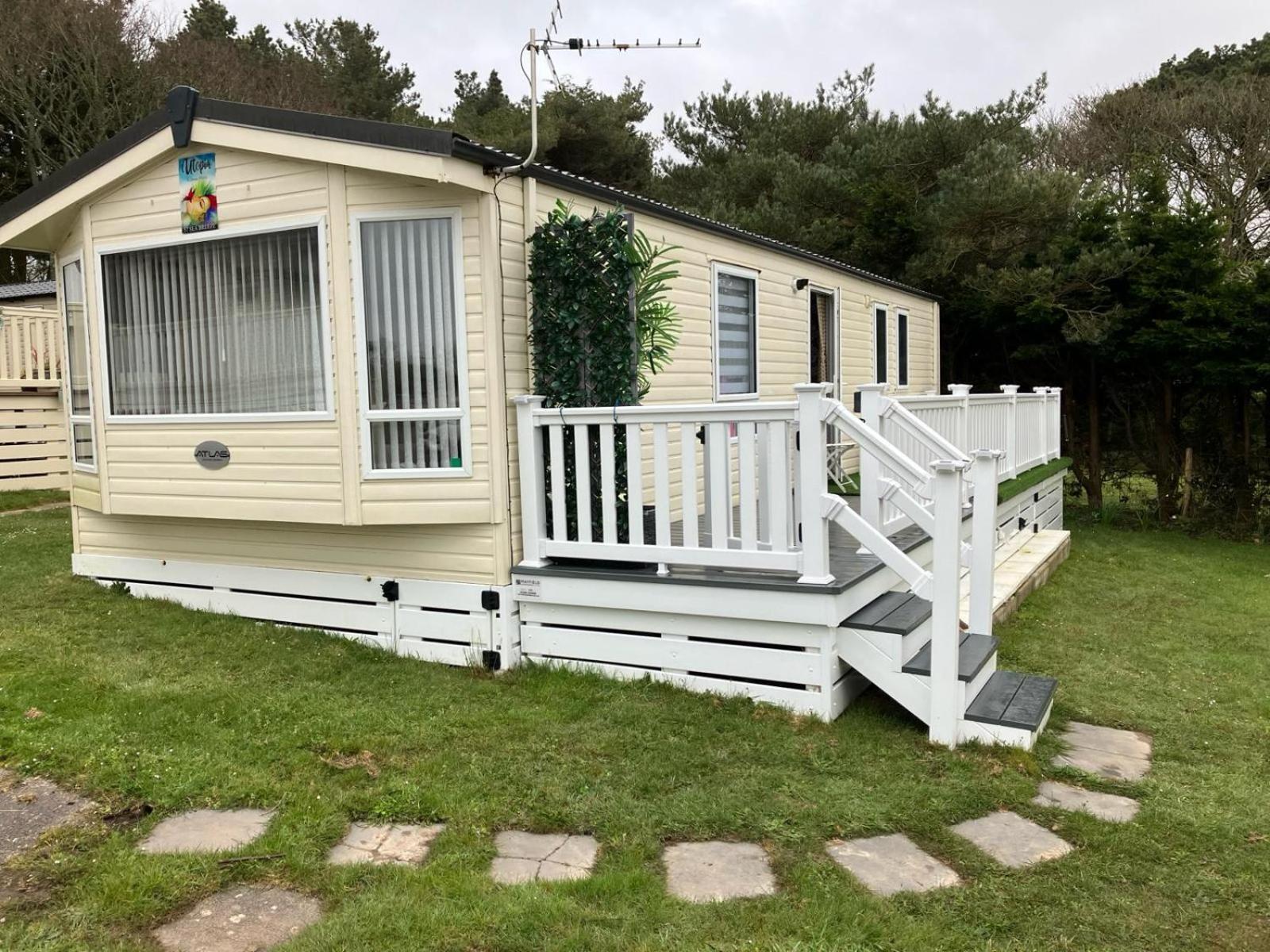 Seabreeze, Utopia, Walking Distance To Beach, 5 Star Shorefield Country Park, Milford On Sea, Shorefield Road, So41 0Lh, United Kingdom Eksteriør billede